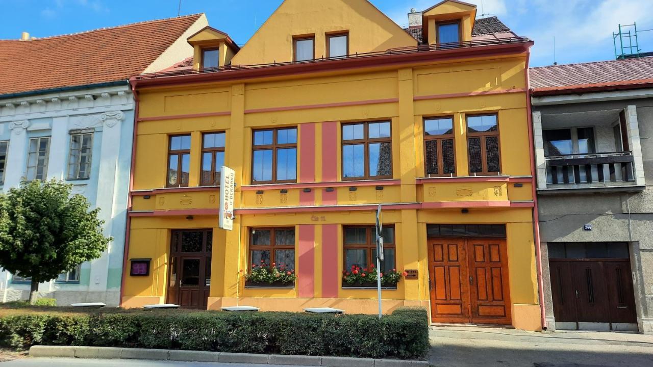 Hotel U Beranku Libochovice Exterior photo